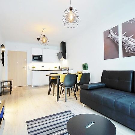 Apartament Andar Z Miejscem Parkingowym Kołobrzeg Eksteriør billede
